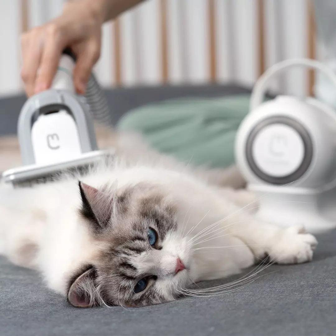 Smart Pet Grooming Vacuum